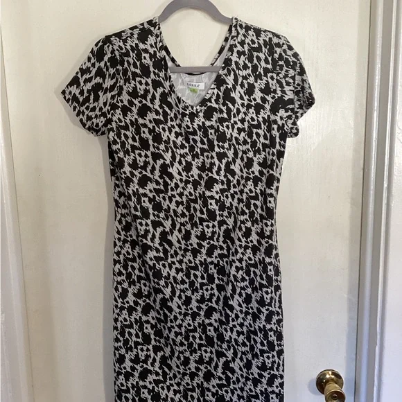 Spring Summer Serra Ladies 2-Way DRESS Size Medium Polyester Spandex New